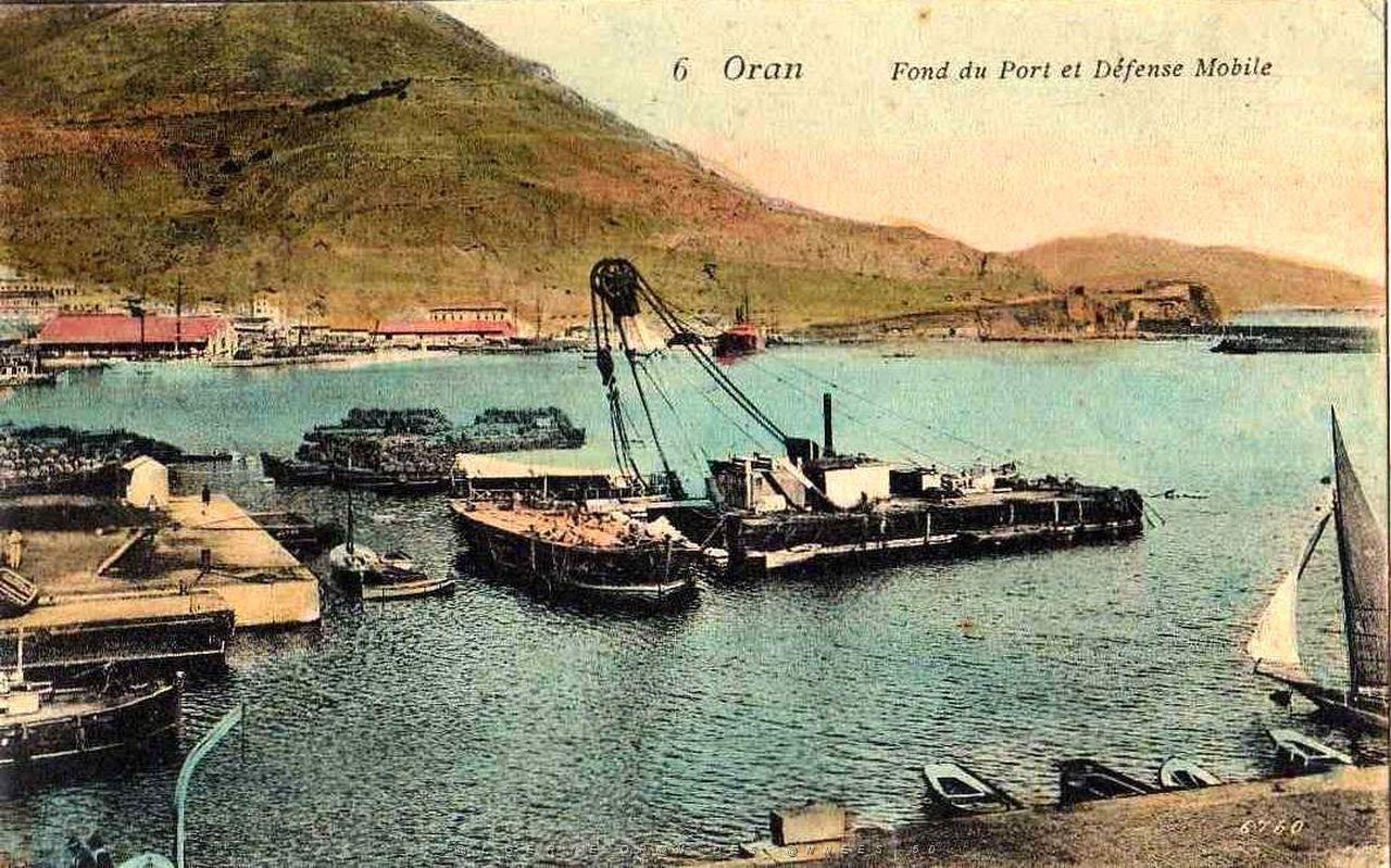 Oran- 065- travail sur les quais.jpg